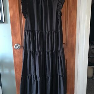Elegant Black Maxi Dress